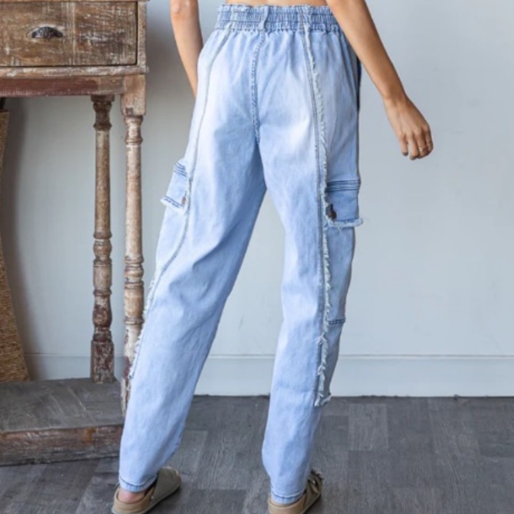 Oli & Hali Light Wash Blue Cargo Jeans - Picture 2 of 5